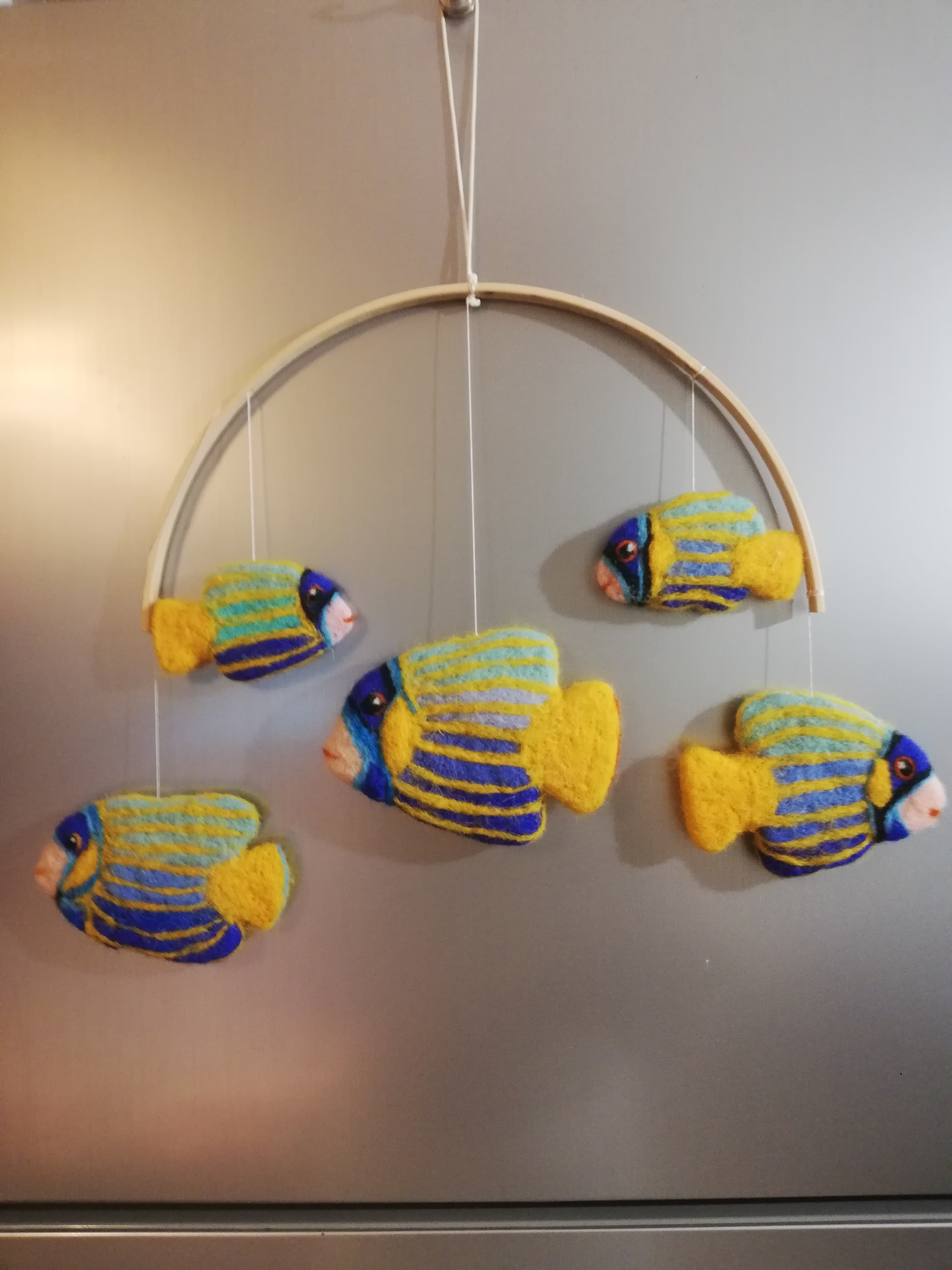 Scultura di lana infeltrita di Fiorella Carnevali: Pesce di lana